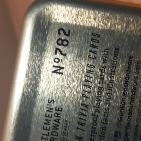 Trivia night bundle waterproof playing cards - Picture 6 of 12